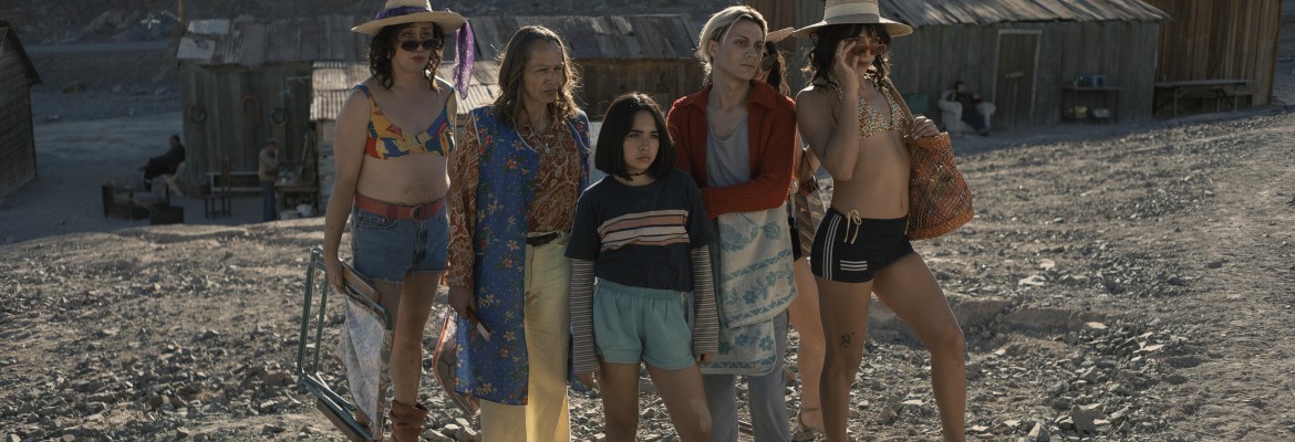 Vencedor do prêmio Un Certain Regard no Festival de Cannes, O Olhar Misterioso do Flamingo estreia nos cinemas brasileiros em 26 de março, com a presença do diretor e do elenco no país.